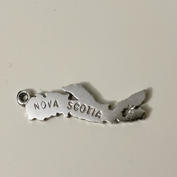 Vintage Sterling Silver Charm Pendant Nova Scotia Canada Travel - Picture 3 of 9